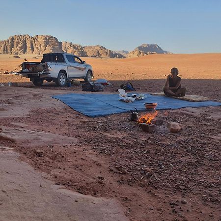 瓦迪拉姆 Bedouin Family Camp酒店 外观 照片