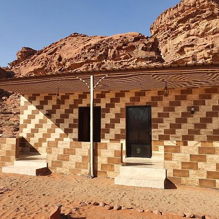 瓦迪拉姆 Bedouin Family Camp酒店 外观 照片