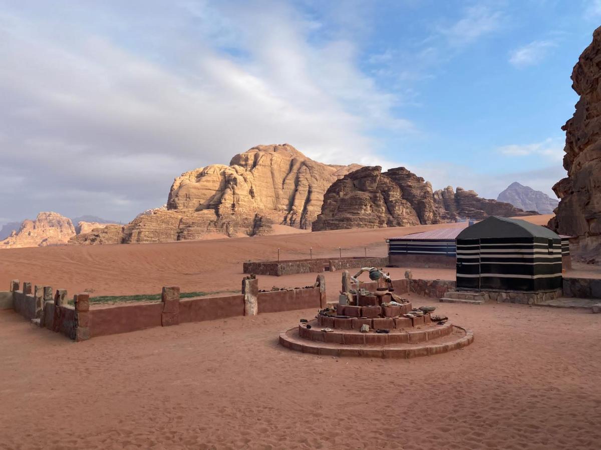 瓦迪拉姆 Bedouin Family Camp酒店 外观 照片