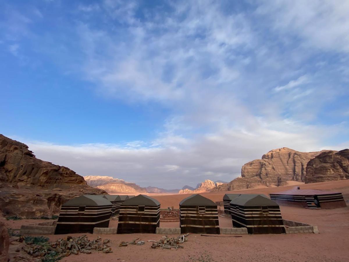 瓦迪拉姆 Bedouin Family Camp酒店 外观 照片