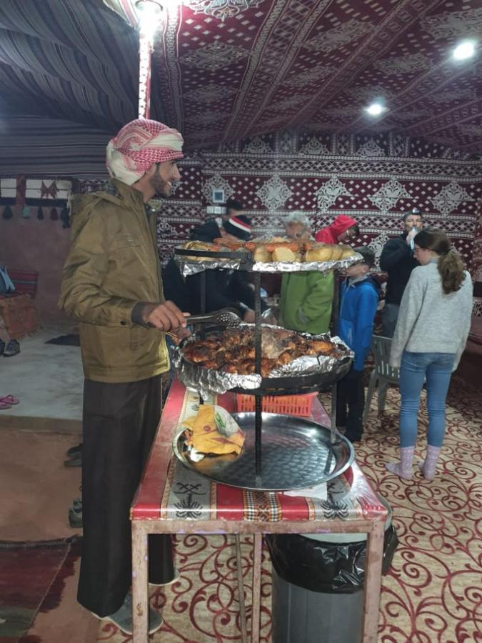 瓦迪拉姆 Bedouin Family Camp酒店 外观 照片