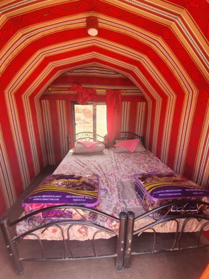 瓦迪拉姆 Bedouin Family Camp酒店 外观 照片
