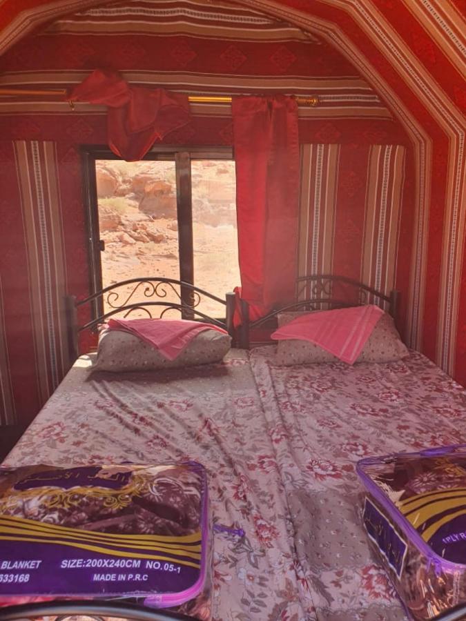 瓦迪拉姆 Bedouin Family Camp酒店 外观 照片