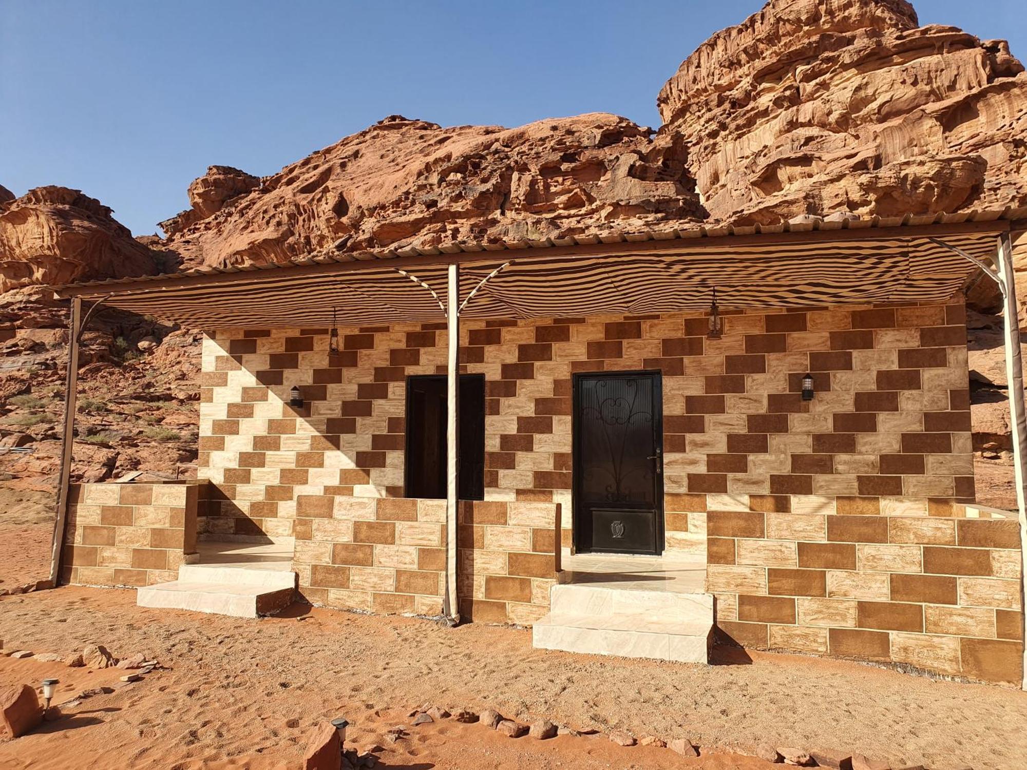 瓦迪拉姆 Bedouin Family Camp酒店 外观 照片